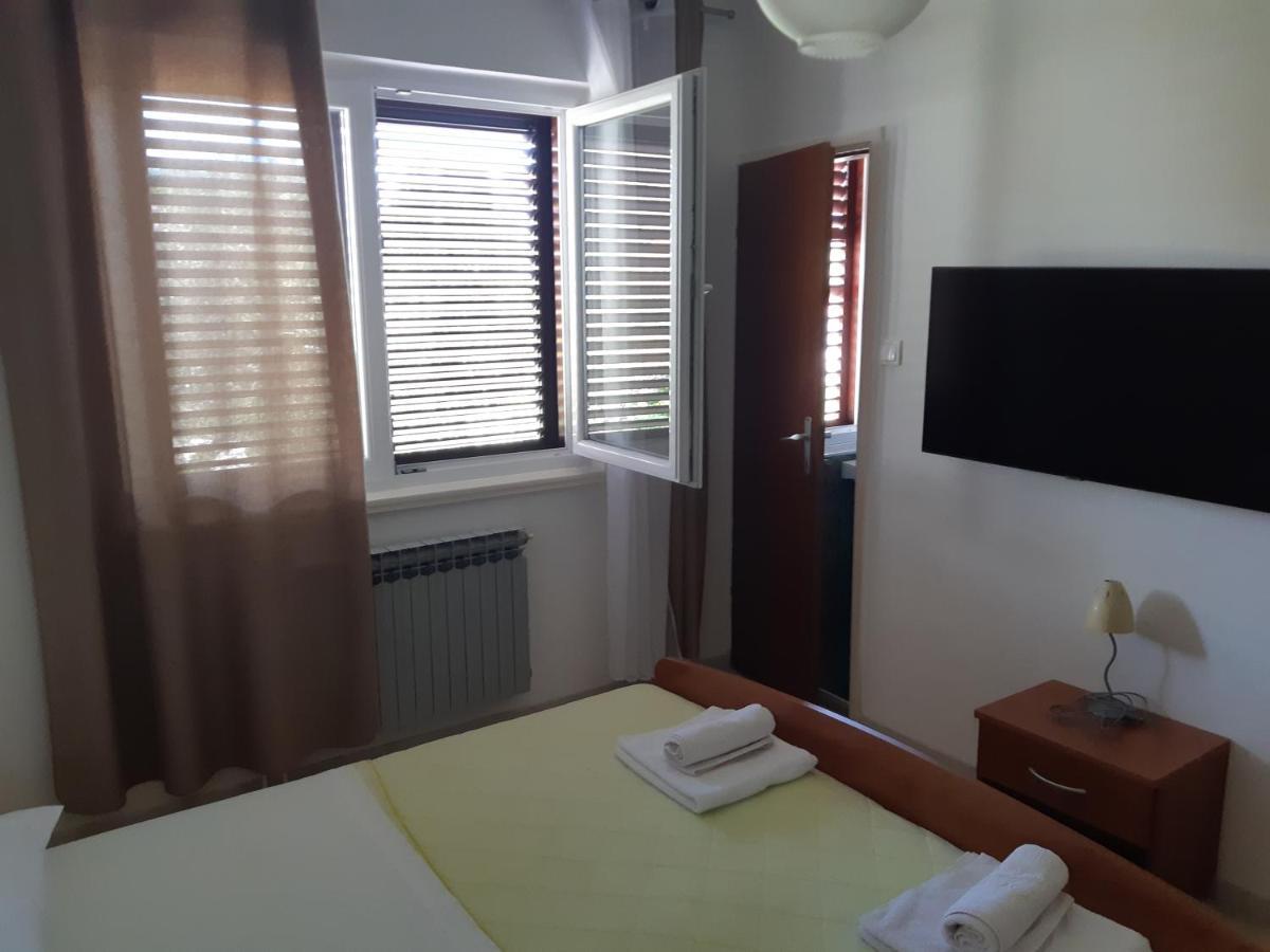 Double Room Jakisnica 4160D Lun  Ngoại thất bức ảnh
